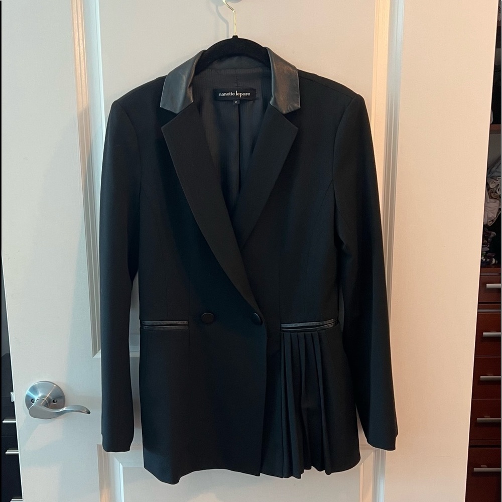 Nanette Lepore Black Jacket LeatherCollar Size 6